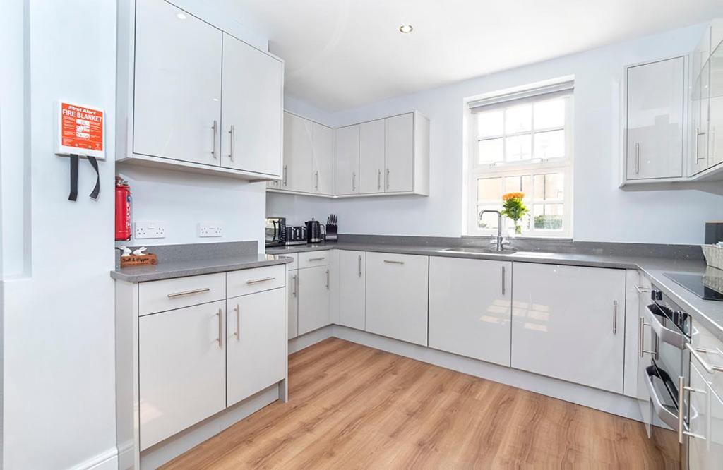 Thomas, Off Leeman Road, Sleeps 9 Villa York Exterior photo
